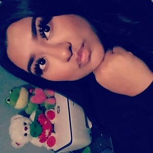 Meet your Posher, Fatima